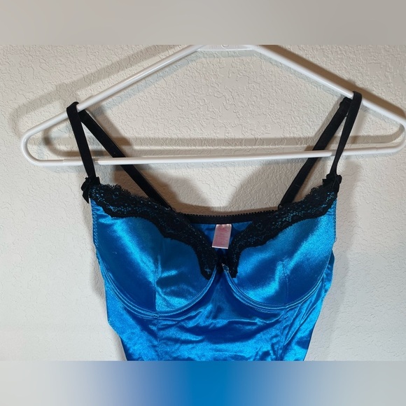 Native Intimates Blue & Black Silky & Lace Chemise - Picture 3 of 8